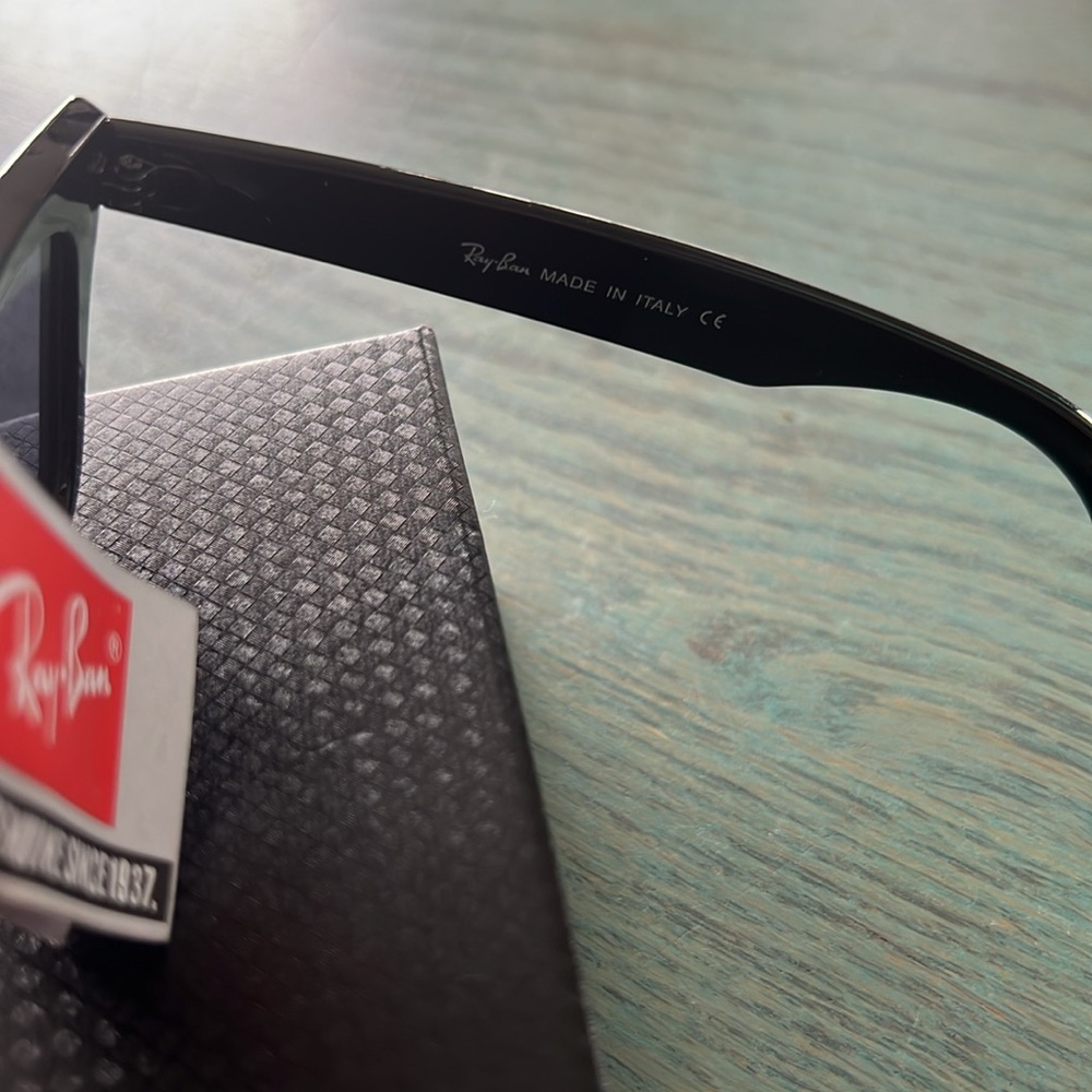 Ray Ban sunglasses - Picture 12 of 12